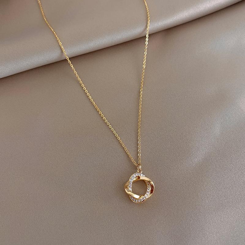 Female Minimalist Style Niche Exquisite Necklace