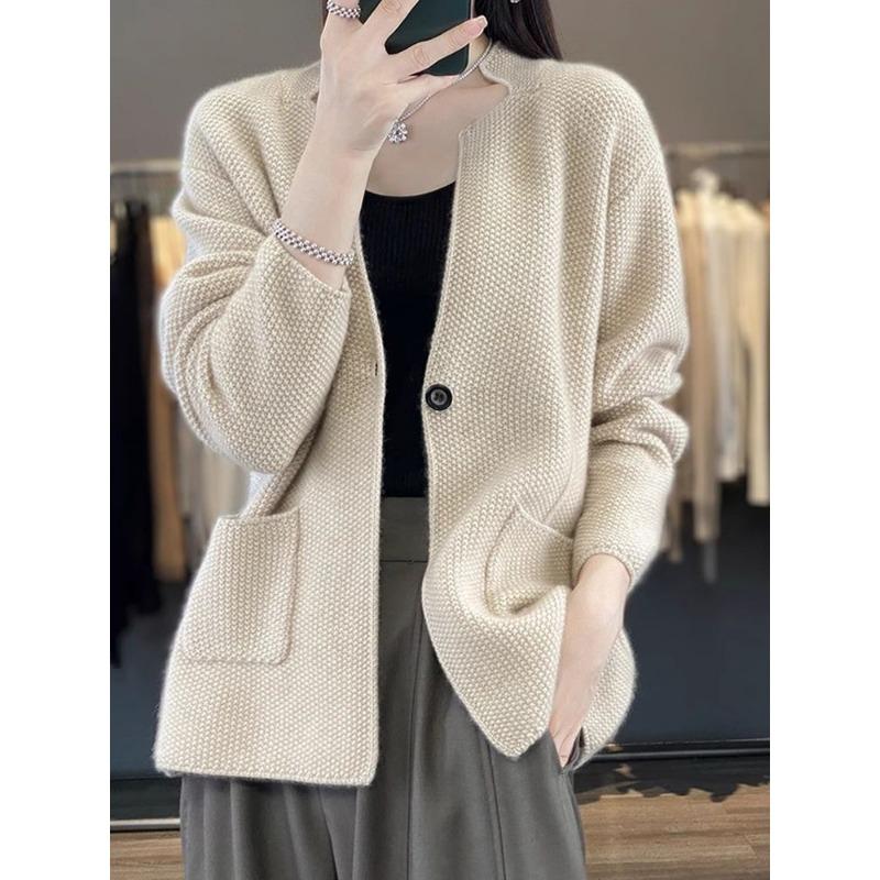 Autumn Winter New V-neck Long-sleeved Cardigan Niche Chic One-button Sweater Top