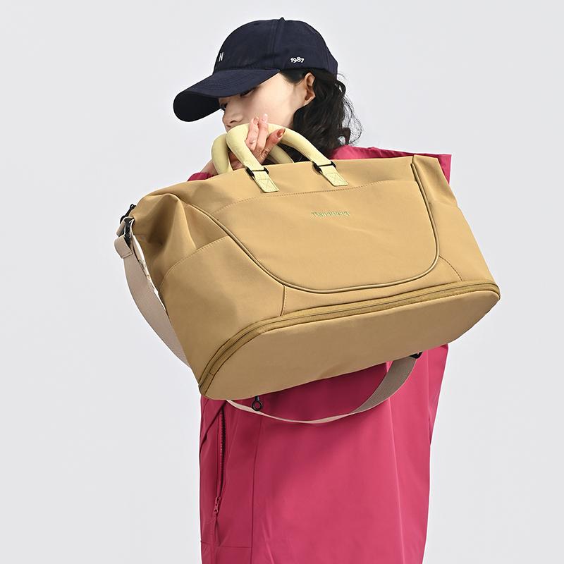 Large Capacity Travel Bag Luggage Bag Lightweight Crossbody Sports Fitness Bag