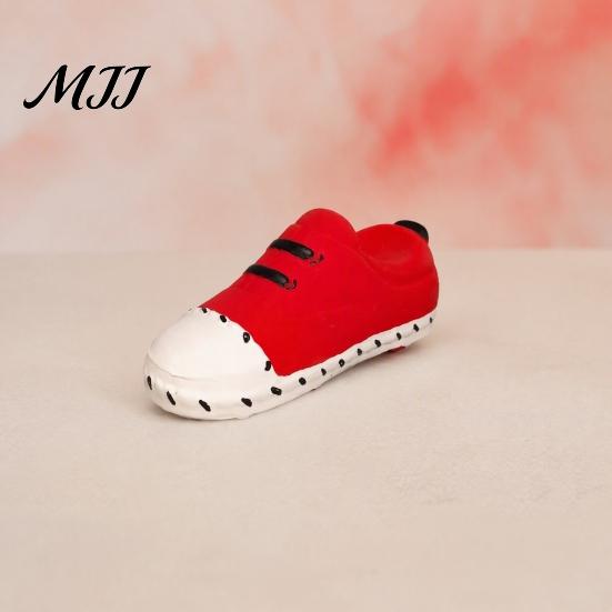 Solo Play Toys for Dogs Cartoon Shoe Squeaky Dog Toy, Funny Sneaker Shape Chew Toy Soft Elastic Teething Small Medium Dogs, Durable Latex