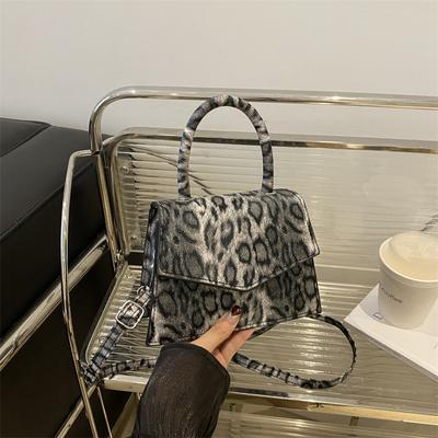 Leichter Luxus Nischen-Design Handtasche Hoher Wert Leopardenmuster Schulter Umhängetasche Damenmode Vielseitig Kleine quadratische Tasche
