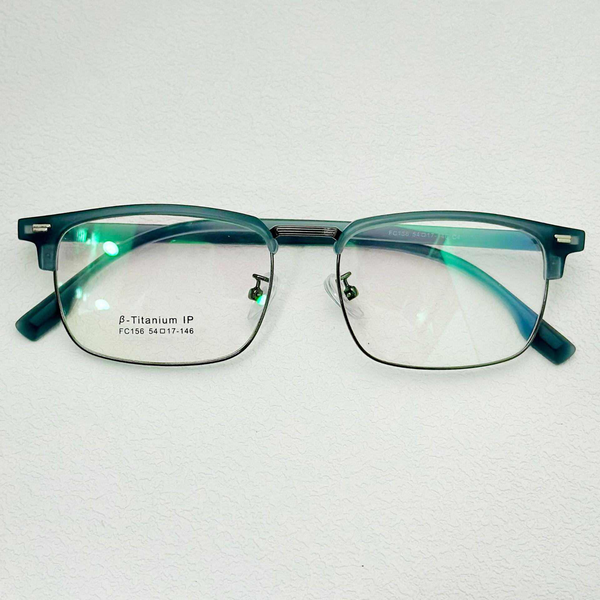 

TR90 Non-Magnetic Titanium Eyebrow Eyeglass Frame for Large Faces - Men s Retro Prescription Frame сірий колір/дим