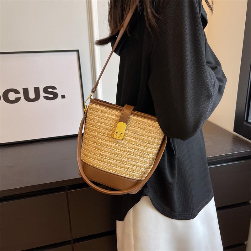 Fashion Handbag Women's New Shoulder Messenger Bag Casual Bag