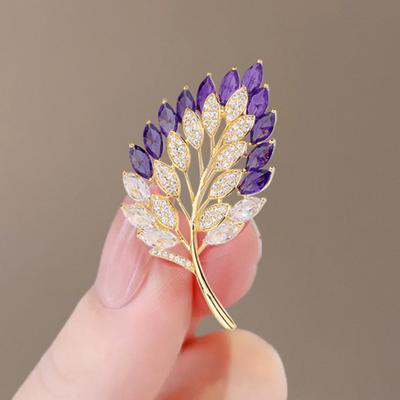 Purple Leaf Brooch for Women High-end and Exquisite Suit Brooch Fashionable and Elegant Clothing Accessory