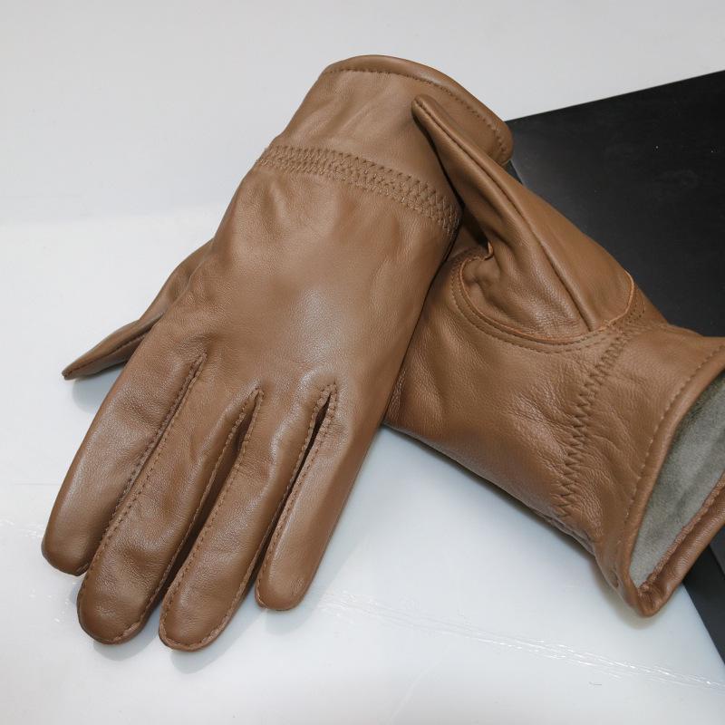 Men's Sheepskin Leather Winter Driving Gloves: Warm, Plush, and Durable for Motorcycle Riding.