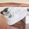 2025 new leather board shoes girls middle-aged and older children non-slip soft sole children's casual shoes boys white shoes spring and autumn