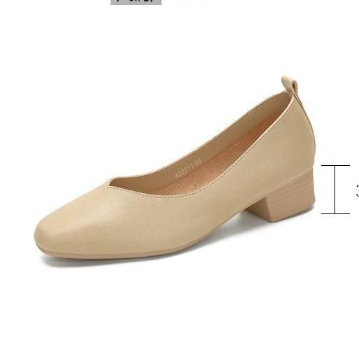 Soft Sole 2025 New Cowhide Comfortable and Breathable Low Heel Square Head Shallow Mouth Single Shoes Women's Flat Bottom Non-grinding Feet Grandma