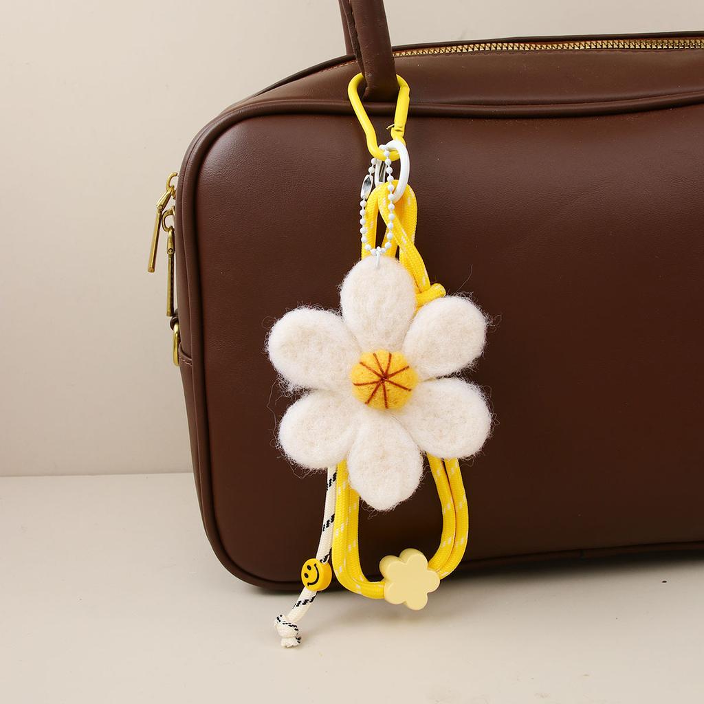 Handmade Nepalese wool felt cute fringed smiley face sun flower daisy women's bag pendant car hanging keychain