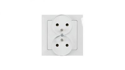 Flush-mounted Double Socket 2X2P+Z for Frame, White Fields, 33028