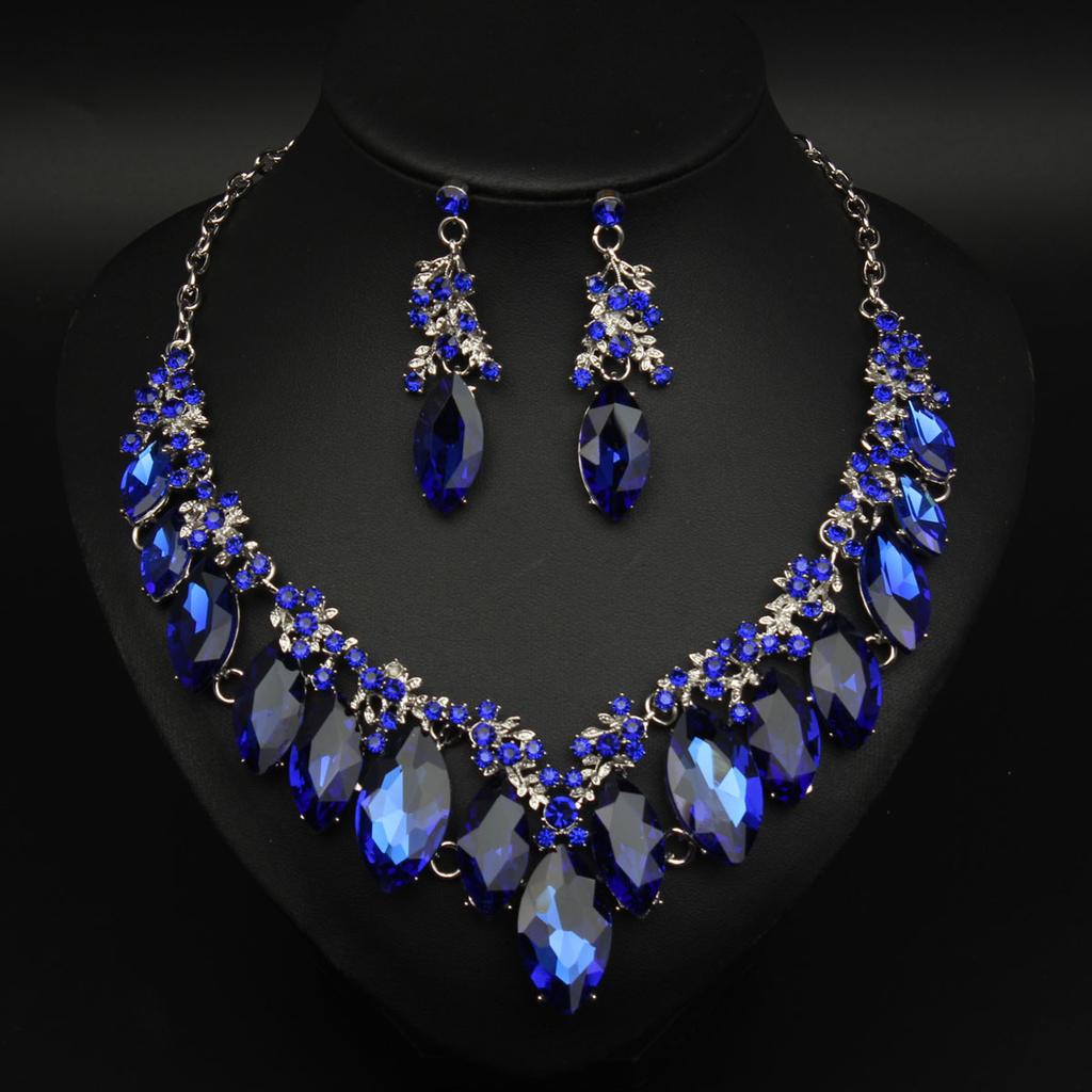 2026 European and American Exaggerated Big Gem Necklace Earrings Set Bridal Banquet Dress Accessories