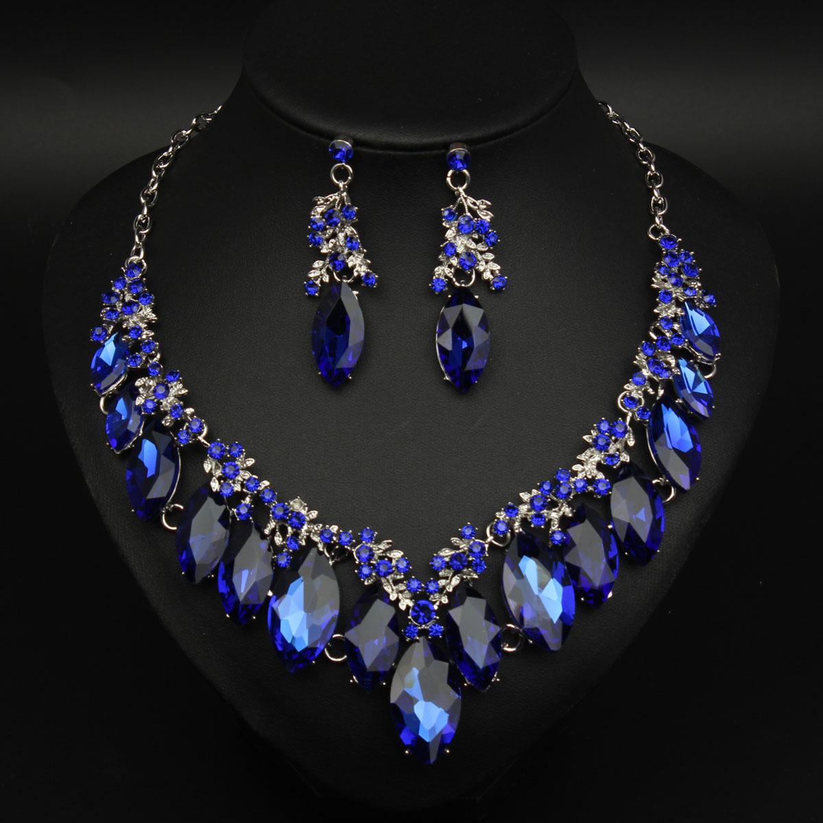 

2026 European and American Exaggerated Big Gem Necklace Earrings Set Bridal Banquet Dress Accessories 45CM синій