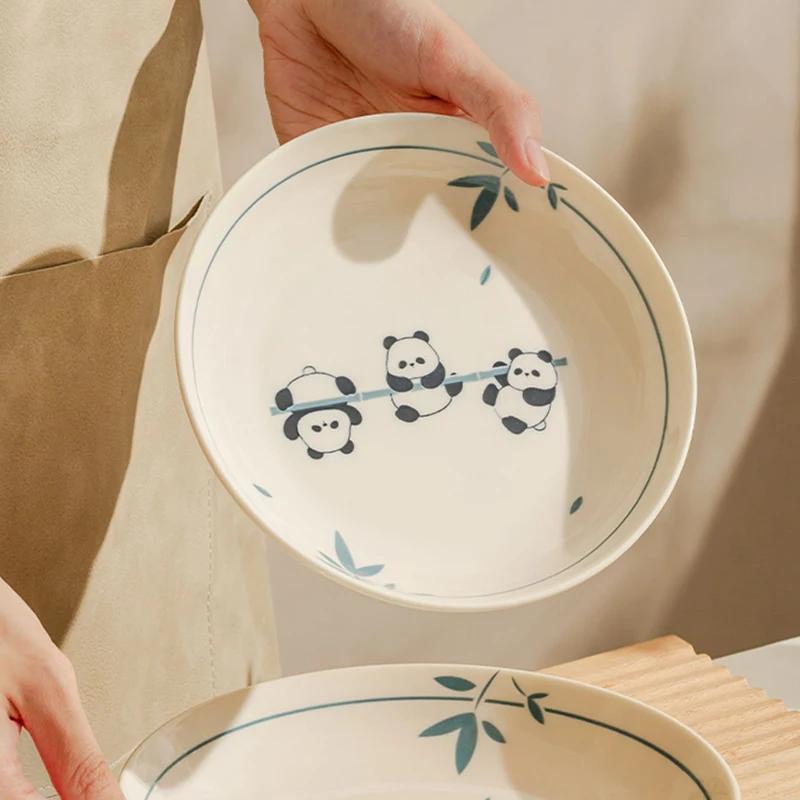 Módní roztomilý kreslený keramický talíř moderní čínský styl kulaté jídelní talíře narozeninové párty domácí nádobí rýžové misky