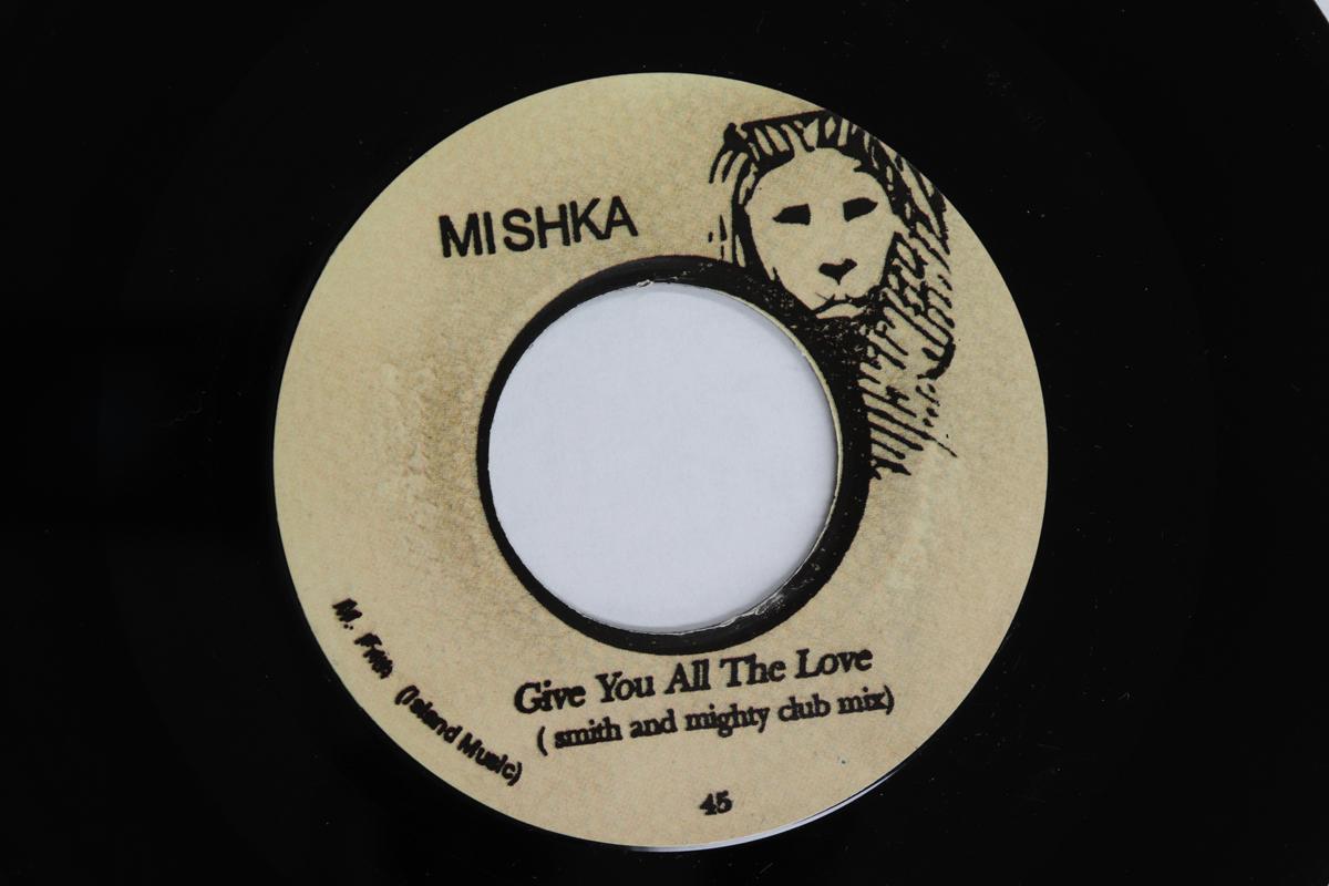 

7-дюймовая пластинка MISHKA - Give You All The Love (Smith And Mi CRE311P CREATION RECORD 1999 UK Танцевальная и Электронная Музыка Б/У