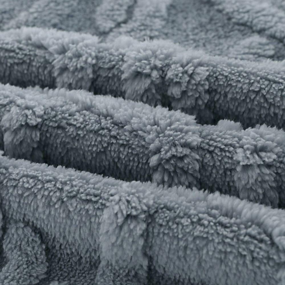Reversible Solid Color Flannel Blanket Warm Embossed Blanket Four-Season Blanket Bedroom Bed Living Room Sofa Couch