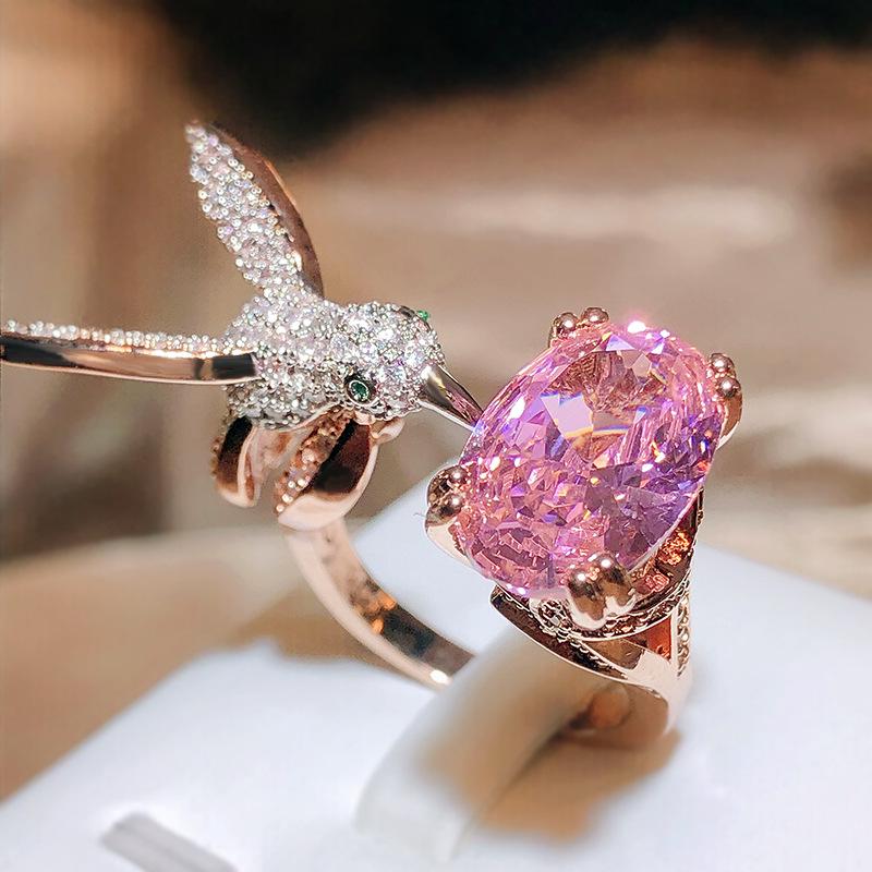 High-End Hummingbird Ring: Santa Maria Aquamarine-Look with Colored Gemstones for Women