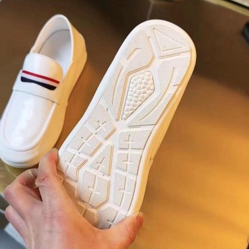 Doudou shoes men's breathable casual versatile leather shoes spring new lazy one pedal men's trend