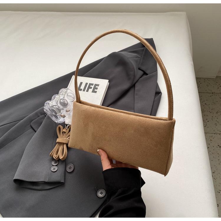Fashionable Versatile Small and Unique Shoulder Bag Under The Arm, Elegant and Trendy Crossbody Bag