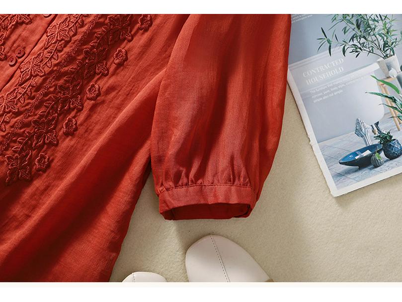 2025 Summer Women's Seven-Sleeve Cotton Linen Shirt with Floral Embroidery and Retro Turn-Down Collar