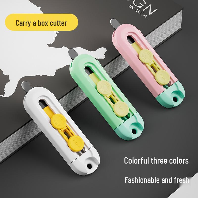 Compact Magnetic Safety Craft Knife