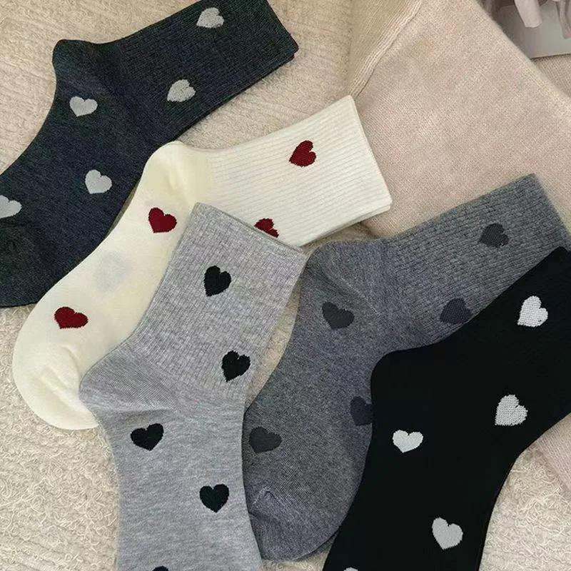 Women's Cute Heart Shaped Mid Tube Socks Spring and Autumn New Ins Trendy Trendy Versatile High Beauty Duty Series Socks Dot