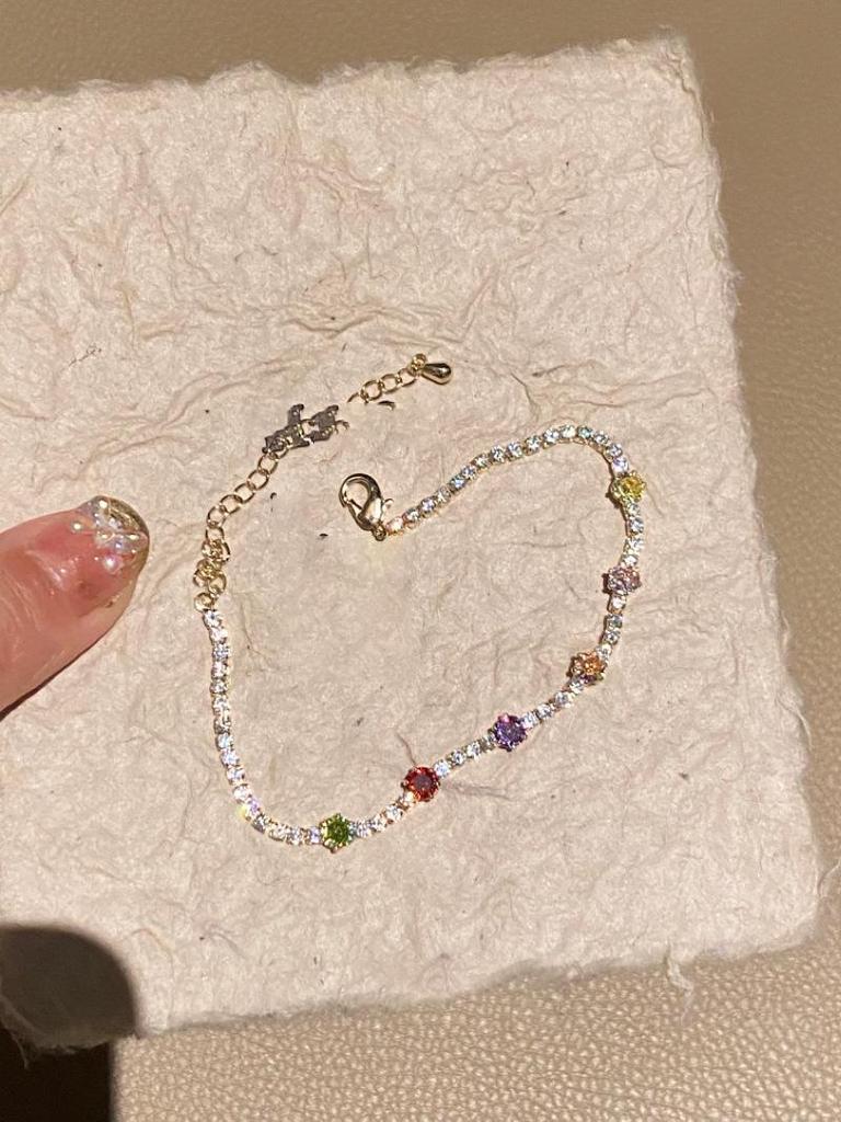 18K Gold Plated Round Bracelet with Colorful Cubic Zirconia - Stylish and Versatile Elegant Jewelry