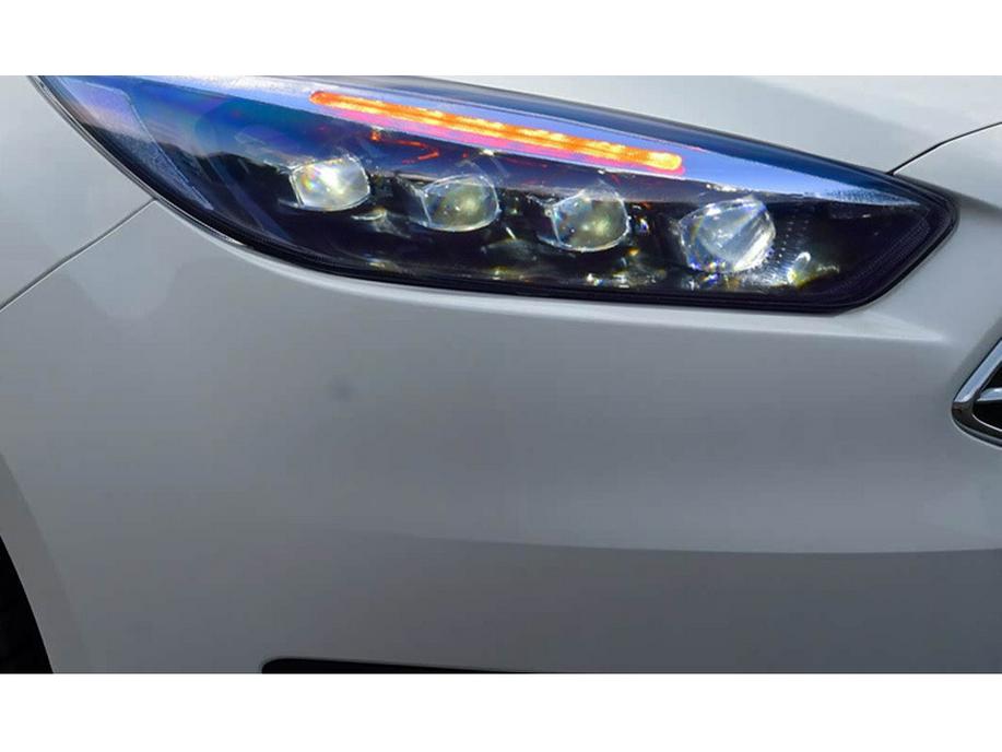 15-18 Ford Focus LED Headlight Assembly with Crystal Lens, DRL, and Flowing Turn Signals