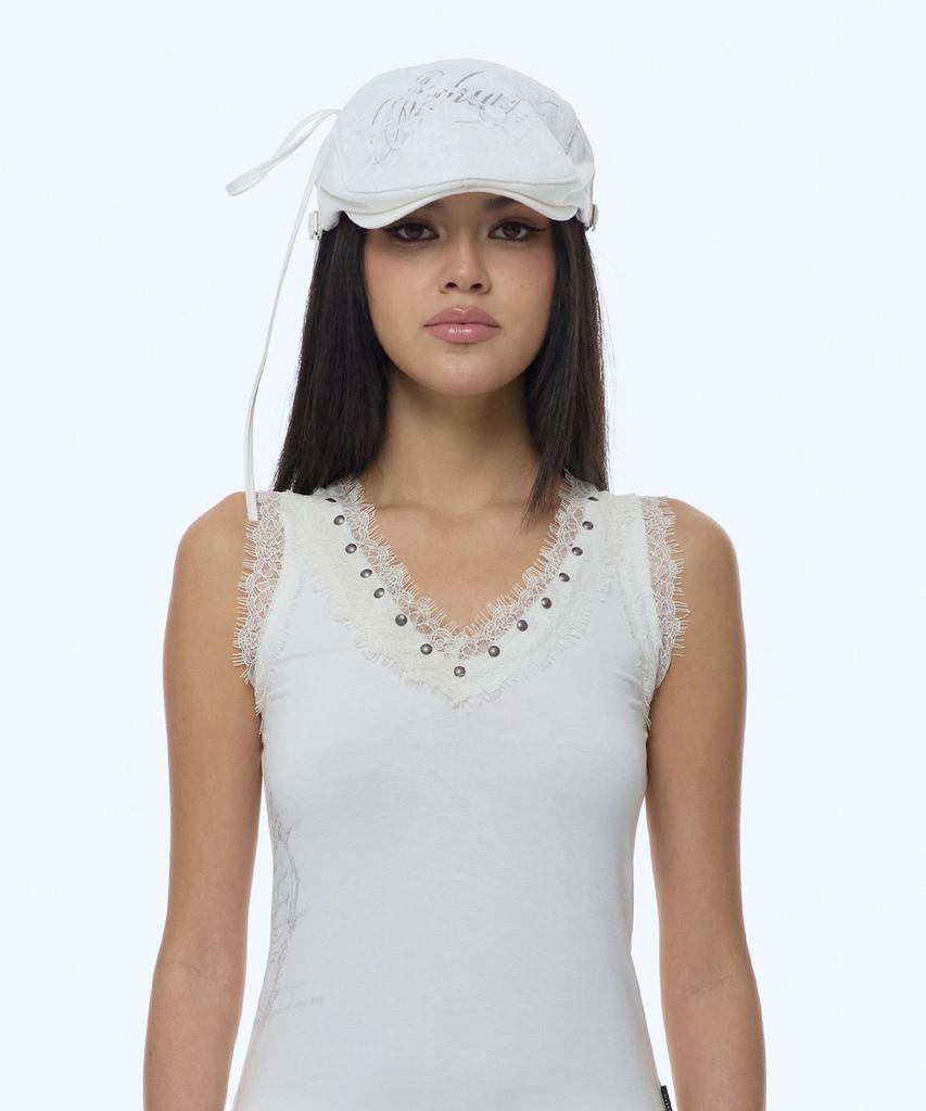 Gillaakaibeu Archive Logo Lace Hunting Cap_White