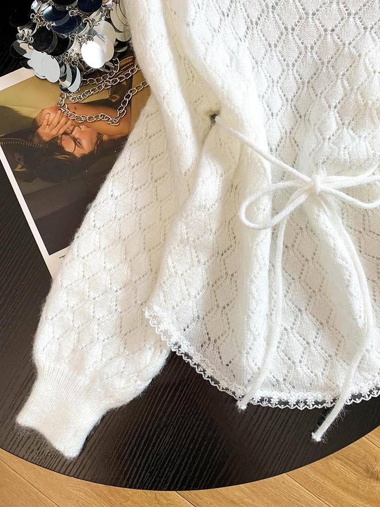 Women's French Lace Patchwork Hollow Knit Pullover – Soft, Fluffy, Waist-Cinched, Stylish Long Sleeve for Early Autumn
