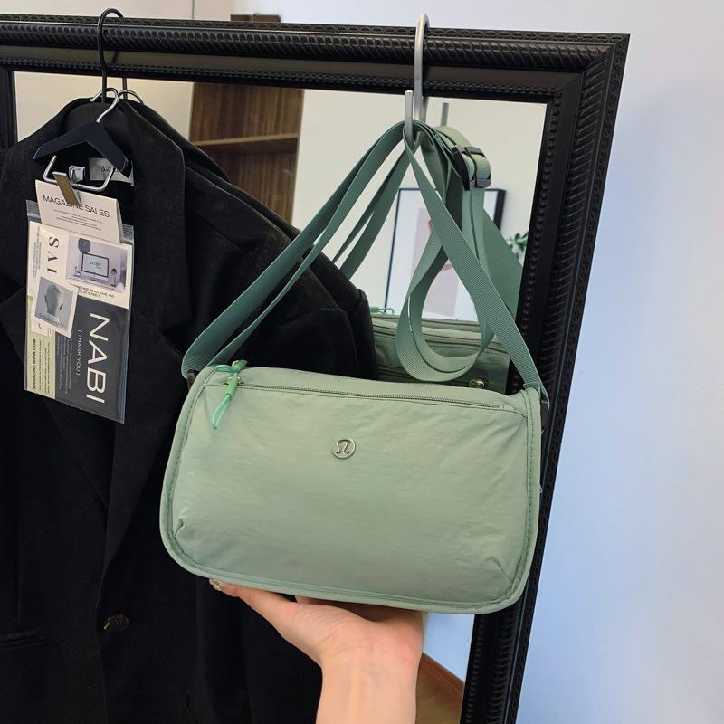 Simple and Large Capacity Crossbody Bag Casual Water-repellent Shopping Bag Fashionable Nylon Cloth Bag Casual Women's Shoulder Backpack