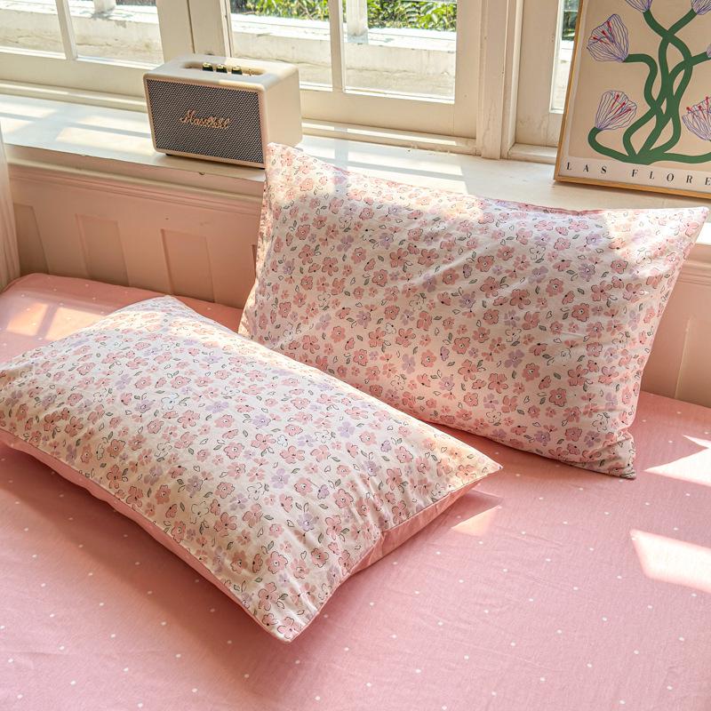 

Pair of Fresh Pure Cotton Pillowcases, 48x74 cm, for Home Use Flower Dream - Pink