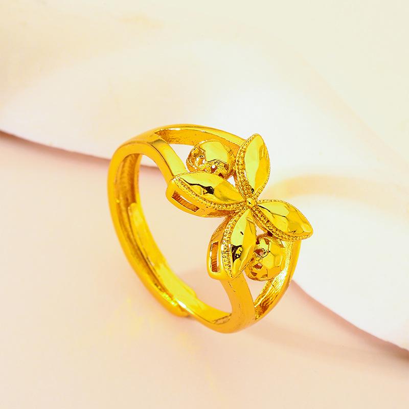 2026 Women's Fashion Leaf Open Sand Gold Ring