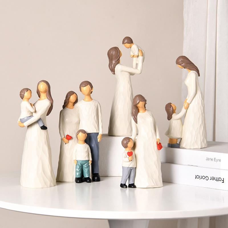 Family Minimalist Luxury Decorative Items Creative Characters Living Room Decoration Wine Cabinet High-end Resin Decorative Items Handicrafts