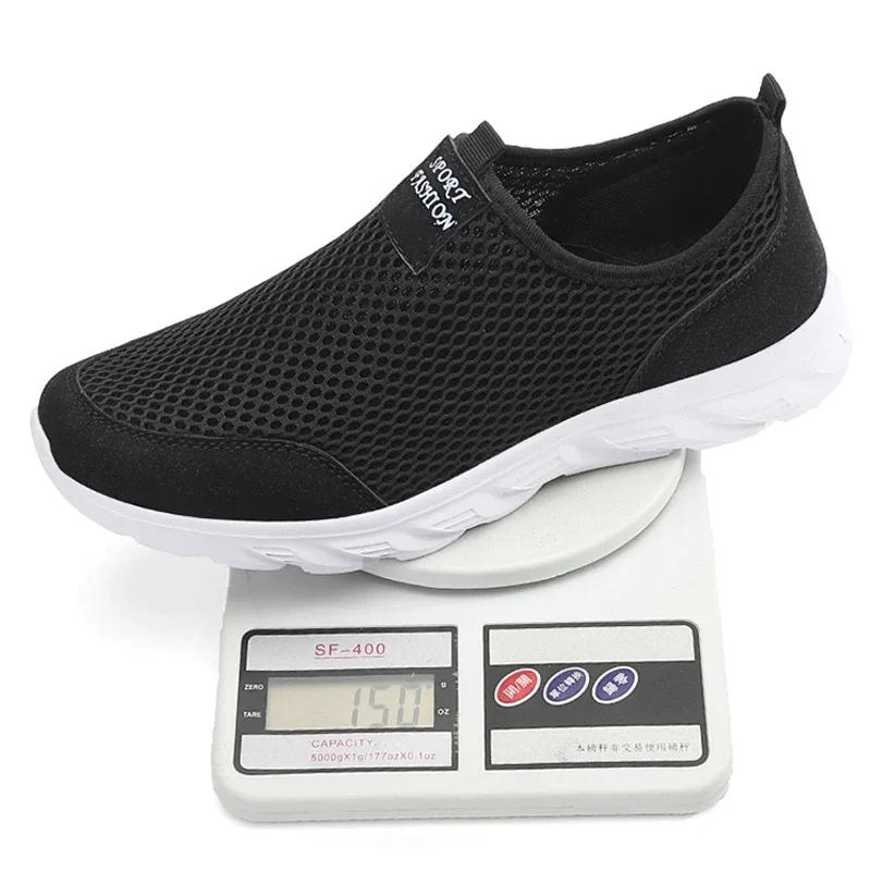 Lightweight Men Casual Shoes Breathable Slip On Male Casual Sneakers Anti-slip Men's Flats Outdoor Walking Shoes Size 39-47