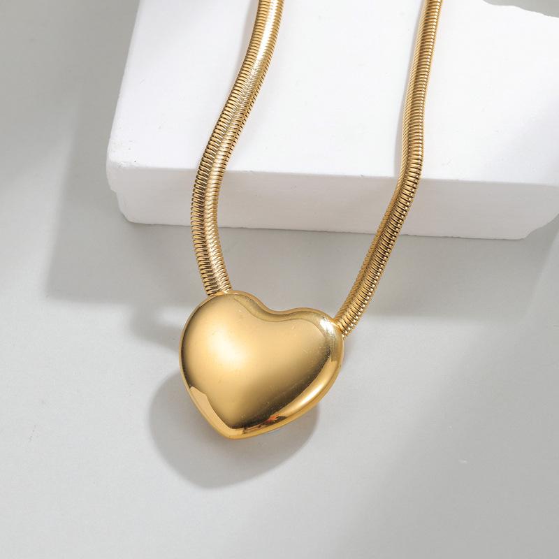 18 Karat Gold Herz Anhänger Pullover Kette Halskette - Edelstahl, Einfaches Design, Leichter Luxus.