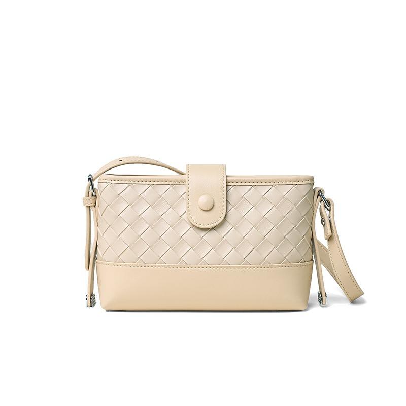 Woven Bag Mobile Phone Bag Women's New High-end Leather Women's Bag Women's Bag Niche Design Shoulder Bag