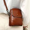 Damska torba worek z bydlęcej skóry na jedno ramię Damska skórzana torba listonoszka Praktyczna torba muszelka Jasna skóra Torba na telefon komórkowy i drobne