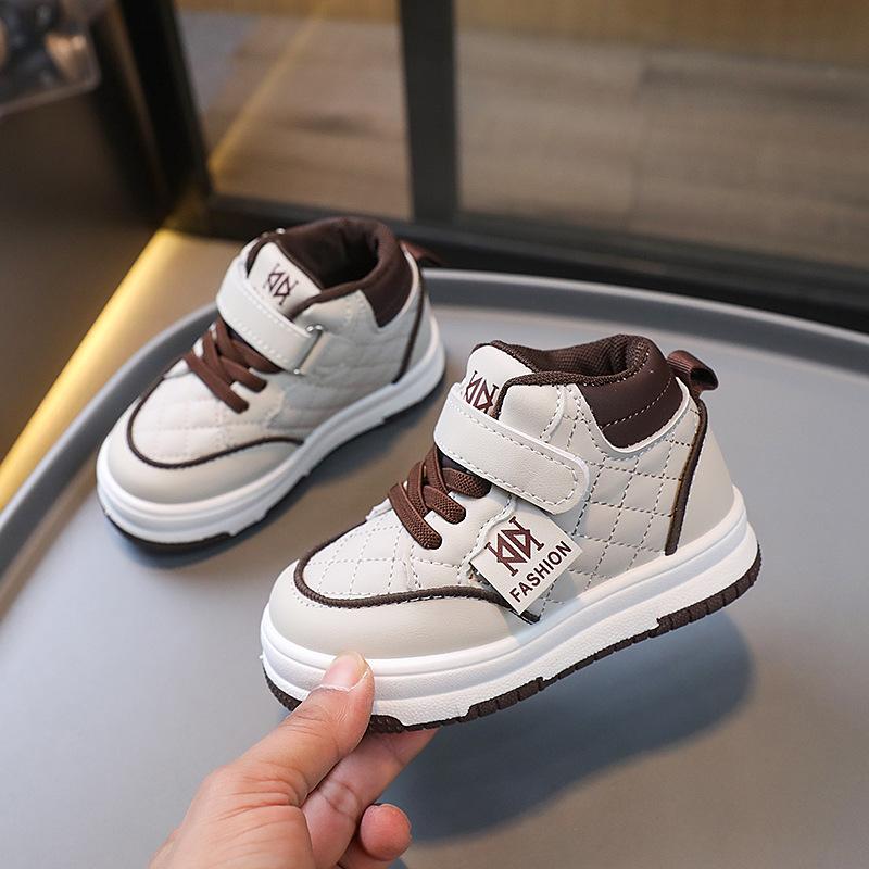 Spring Children's Korean-Style Comfortable Soft Bottom Skateboard Shoes High-Top Velcro Boys 'And Girls' Sneakers