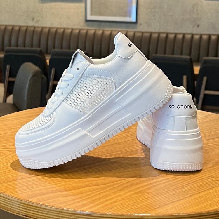 Platform white shoes women's 2025 spring new women's shoes heightened versatile casual sports shoes sub-board shoes popular muffin