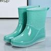 Gelee Anti-Rutsch Dicke Regenstiefel für Damen Im Sommer, Tragen von Verschleißfesten Regenstiefeln mit Kurzen Ärmeln und Modischen Wasserdichten Überschuhen