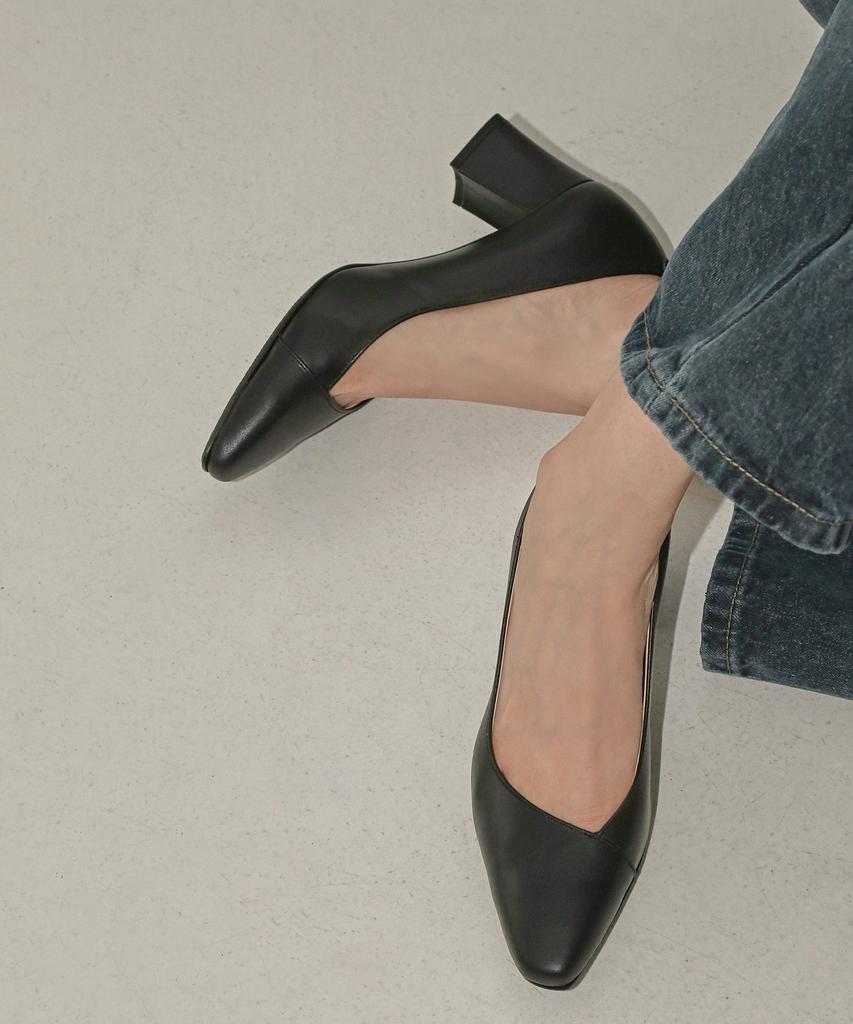 Lowflow 1217_1 Ness2 Pumps Heels