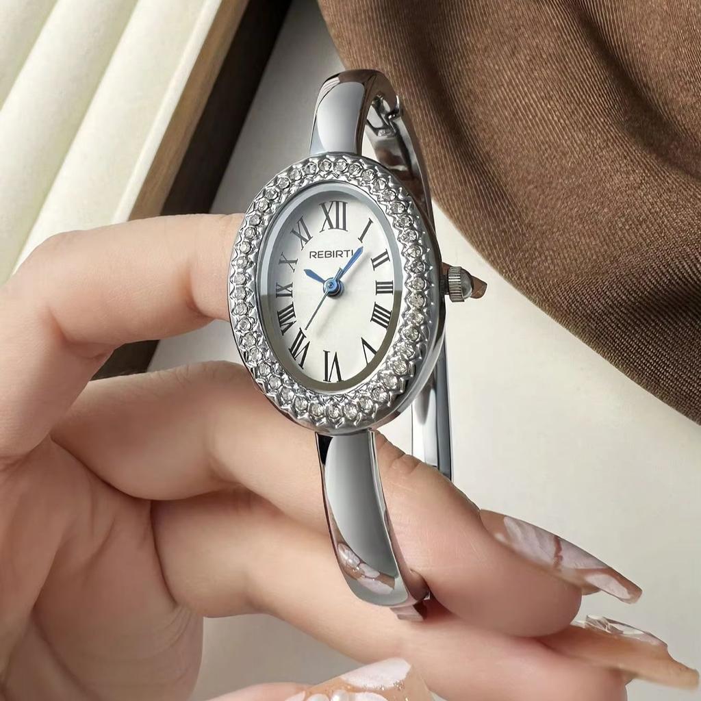 Casual and Versatile Bracelet Style, Simple and Fashionable Women's Watch with Roman Scale Display