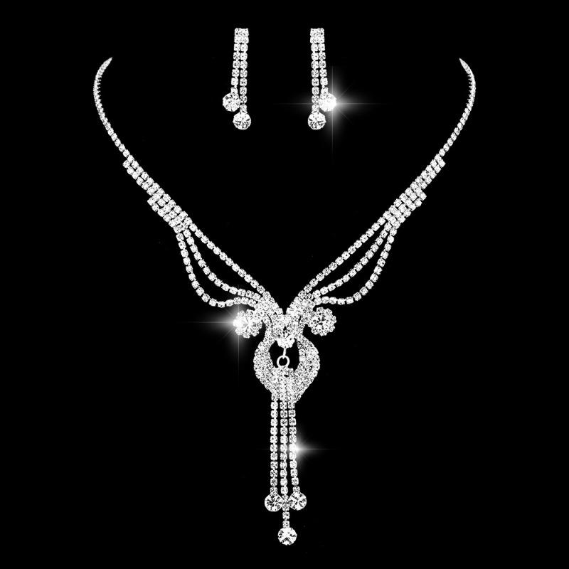 Meier Elegant rhinestone necklace and earring set - diamond-studded accessories for evening gowns