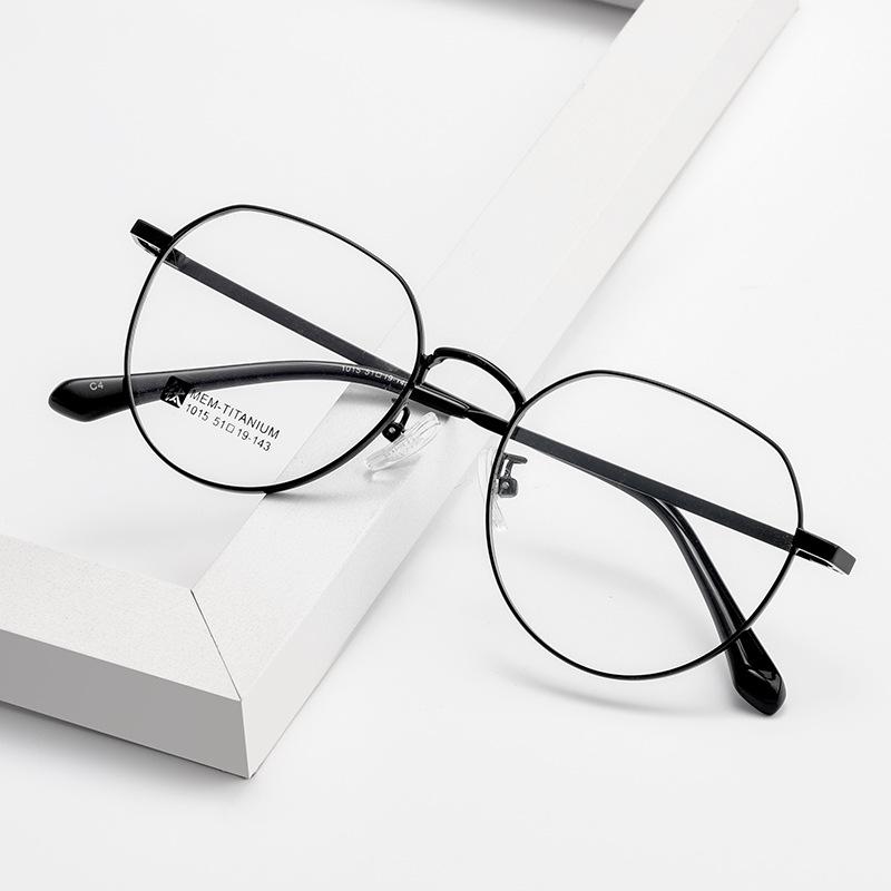 Retro Titanium Alloy Round Women's Full Rim Glasses Frame Ultralight Anti-Slip Legs Trendy Eyewear for City Life & Daily Glamour