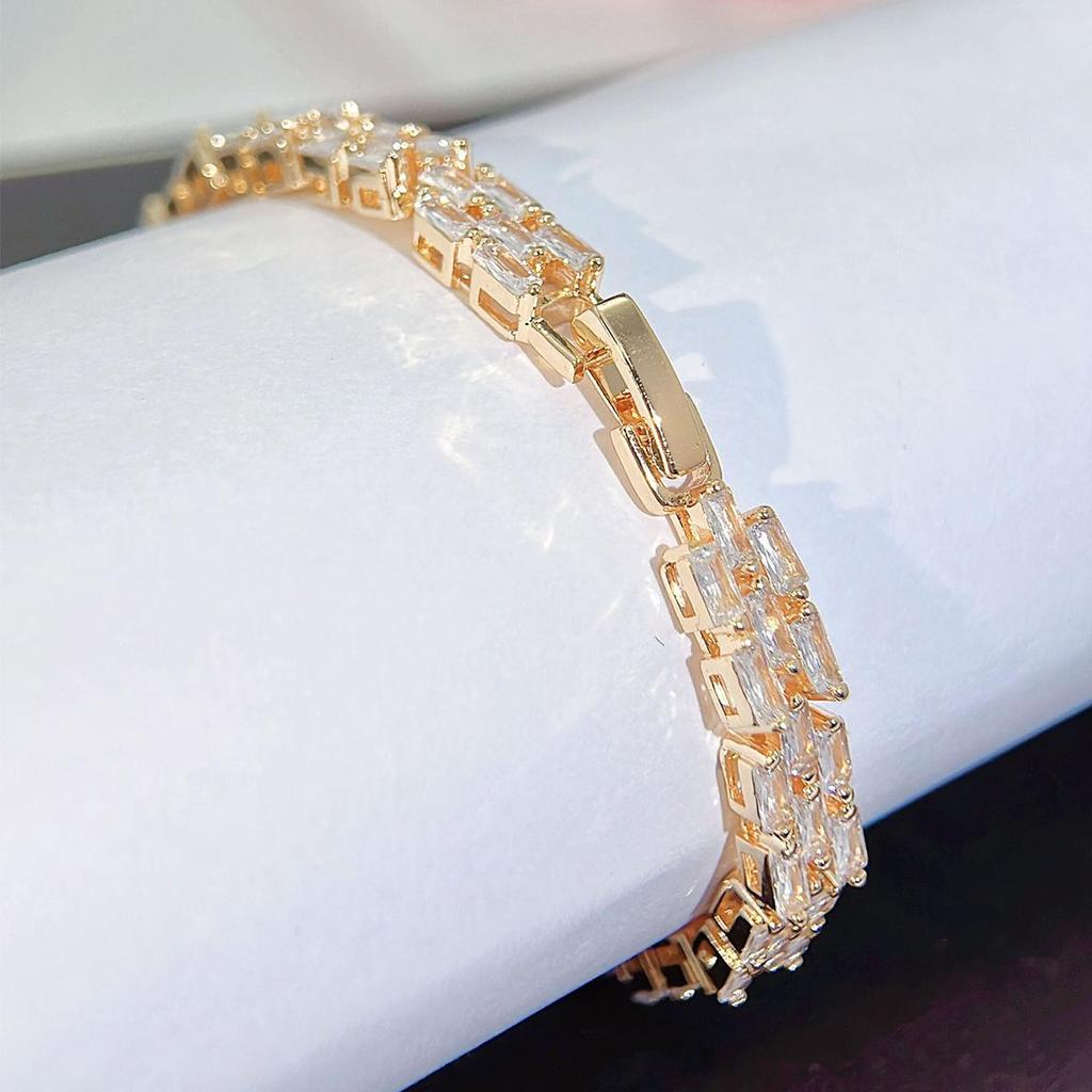 CMM Scintillante 3 file Baguette Cubic Zirconia Braccialetti da tennis da donna di fascia alta dorati argentati per abbigliamento da lavoro OL
