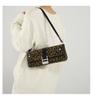 Niche leopard print underarm bag, fashionable retro high sense, commuting shoulder essential women's bag.