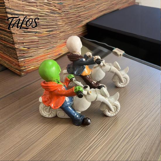 Detailed Skull Clothing Figurine Halloween Skeleton Riding Motorcycle Figurine, Gothic Spooky Statue for Home Gifts Collectors Garden, Resin