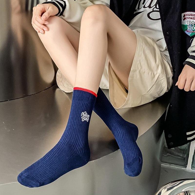 Sports Unisex Stockings Breathable Comfort Embroidery Japanese Vintage Socks Versatile