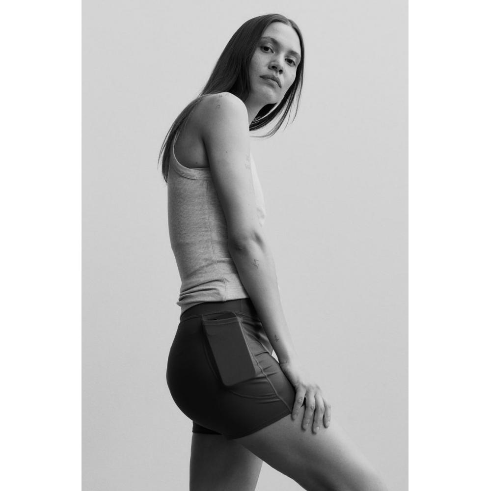 

Спортивные шорты HM DryMove с карманами, хаки-зеленые