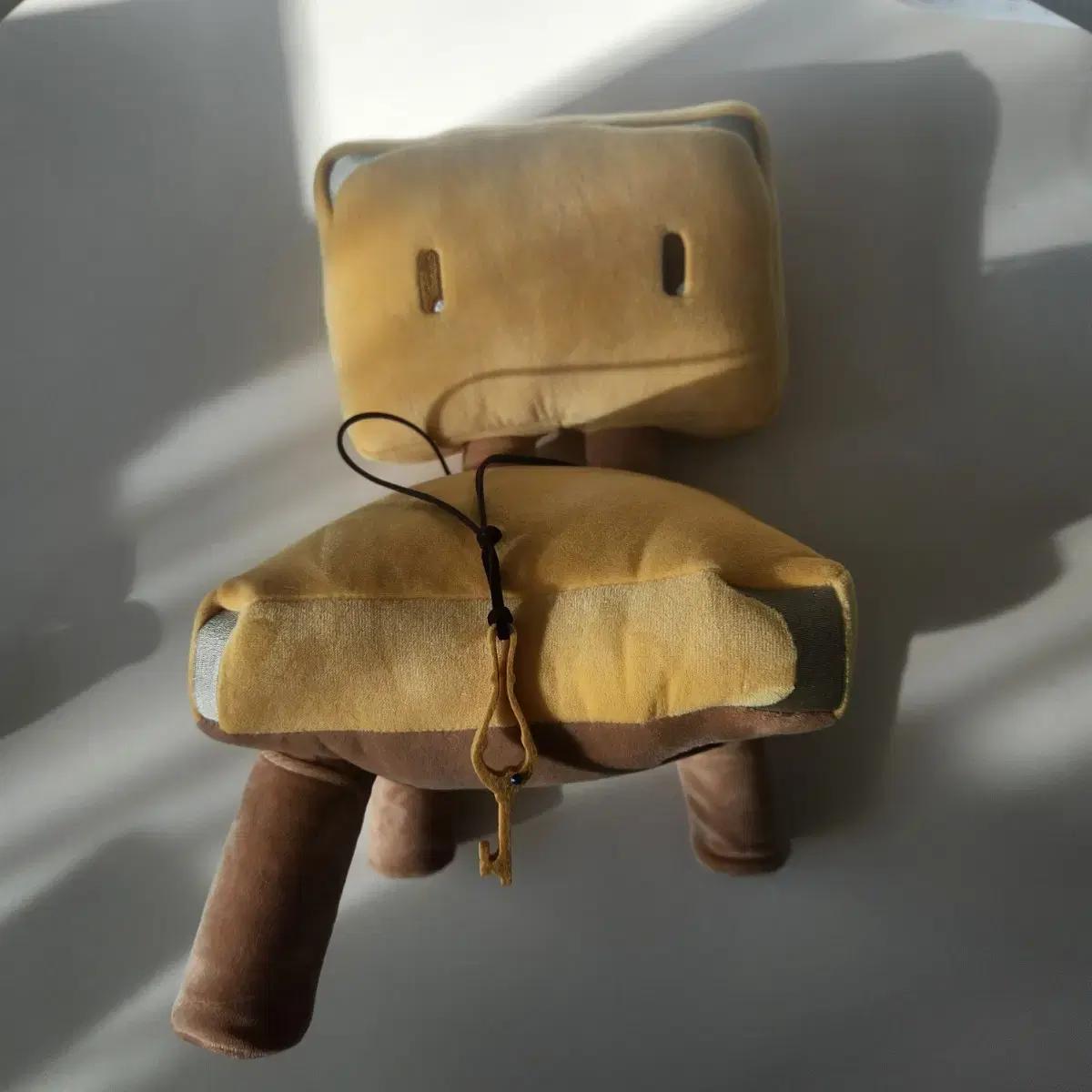 

Suzume s Doomsday Sota Chair Doll Exhibition Popup Store