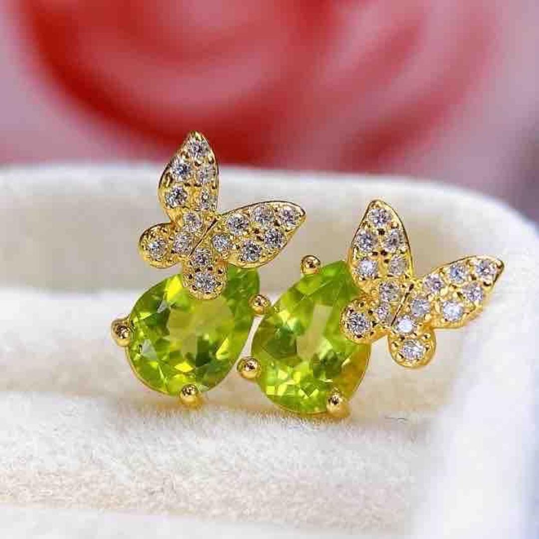 Peridot Stud Earrings S925 Sterling Silver with Natural Peridot for Women - Simple Design S925 Silver